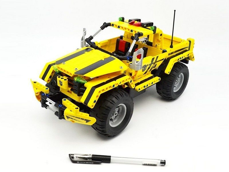 Р/У конструктор CaDA Technic пикап "Автоботы" (514 деталей)