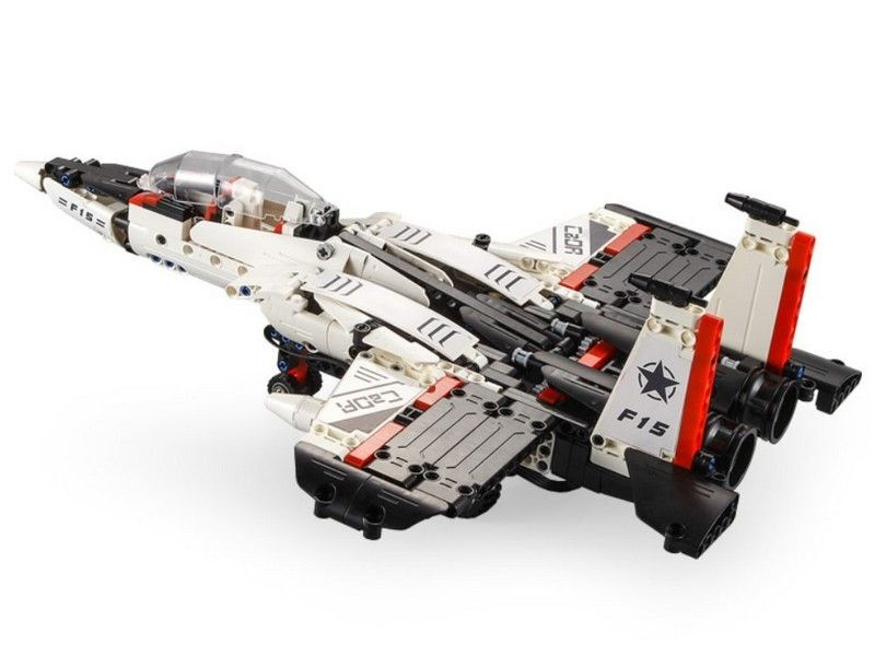 Радиоуправляемый конструктор CADA 2 в 1 трансформер F15-EagleBot (917 деталей)