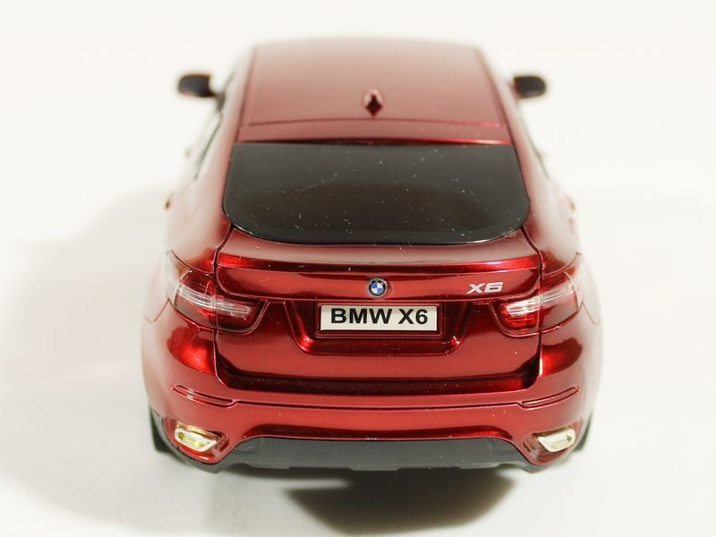 Радиоуправляемая машина Double Eagle BMW X6 1:24 2.4G