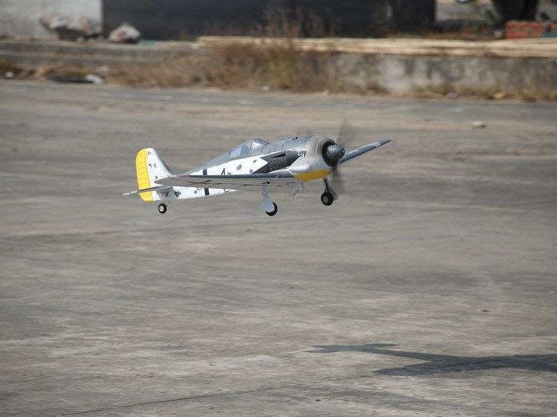 Радиоуправляемый самолет Top RC FW190 1200мм (закрылки, шасси) 2.4G 6-ch LiPo RTF