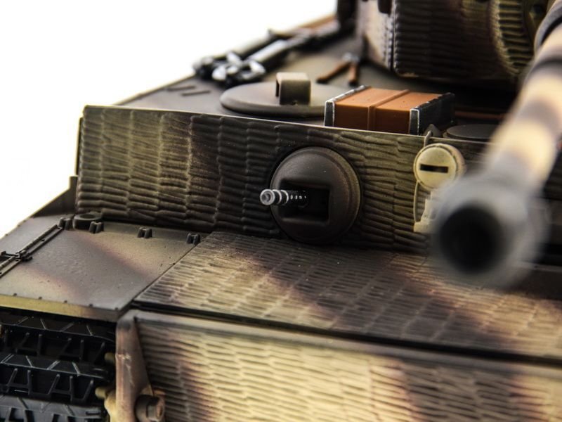 P/У танк Taigen 1/16 Tiger 1 (Германия, поздняя версия) 2.4G RTR летний камуфляж