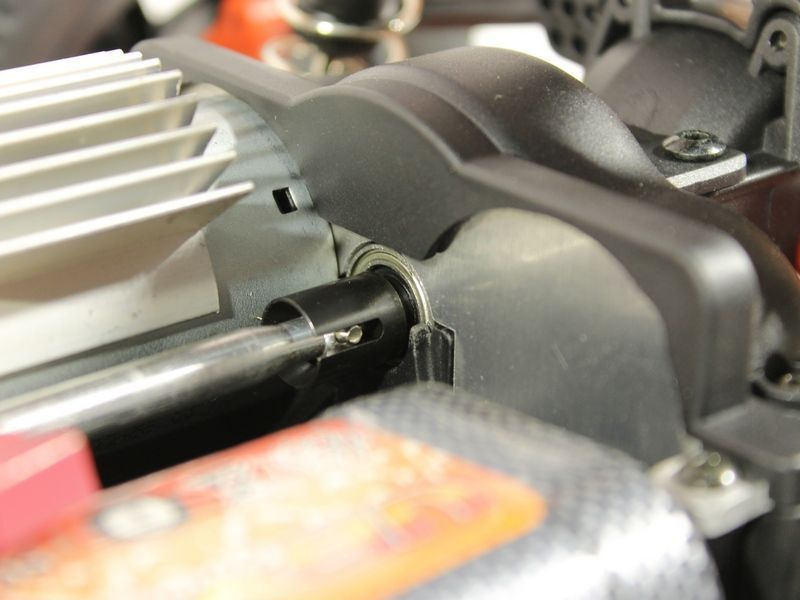 Радиоуправляемый монстр Remo Hobby MMAX UPGRADE (красный) 4WD 2.4G 1/10 RTR