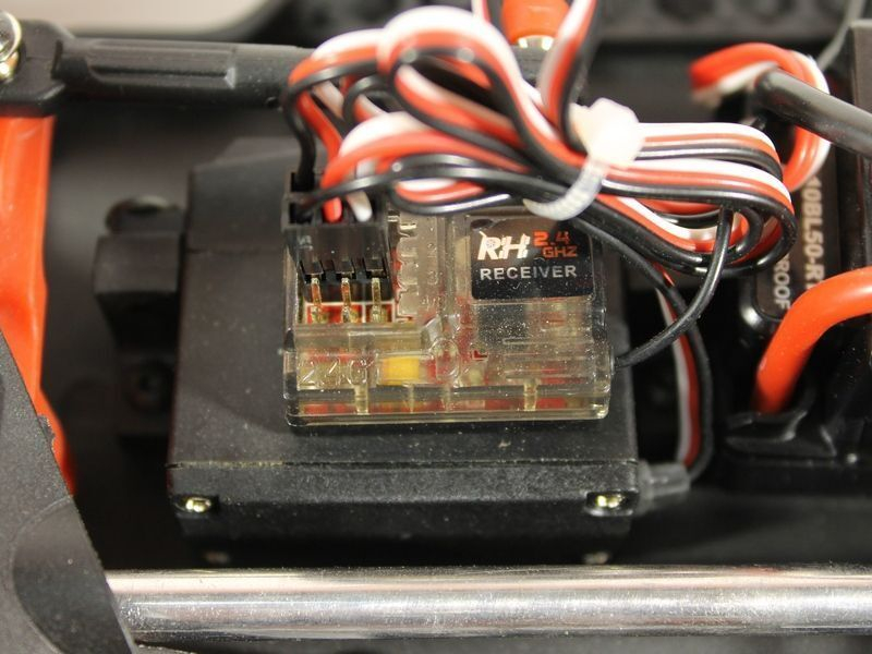 Радиоуправляемый монстр Remo Hobby MMAX Brushless UPGRADE (красный) 4WD 2.4G 1/10 RTR