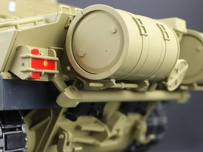 Радиоуправляемый танк Heng Long 1/16 Challenger 2 (Британия) 2.4G RTR