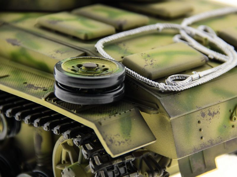 Р/У танк Taigen 1/16 Panzerkampfwagen III (Германия) PRO 2.4G RTR