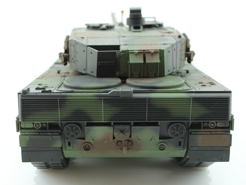 Радиоуправляемый танк Taigen 1/16 Leopard 2 A6 (Германия) САМО 2.4G RTR, деревянная коробка