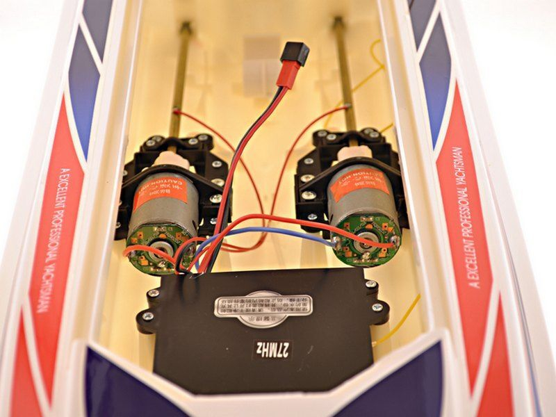 Р/У катер Huan Qi HQ948 Victorious Top Speed