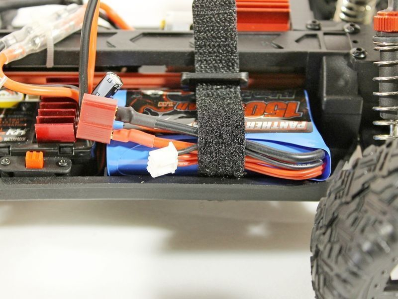 Радиоуправляемая трагги Remo Hobby S EVO-R (красный) 4WD 2.4G 1/16 RTR