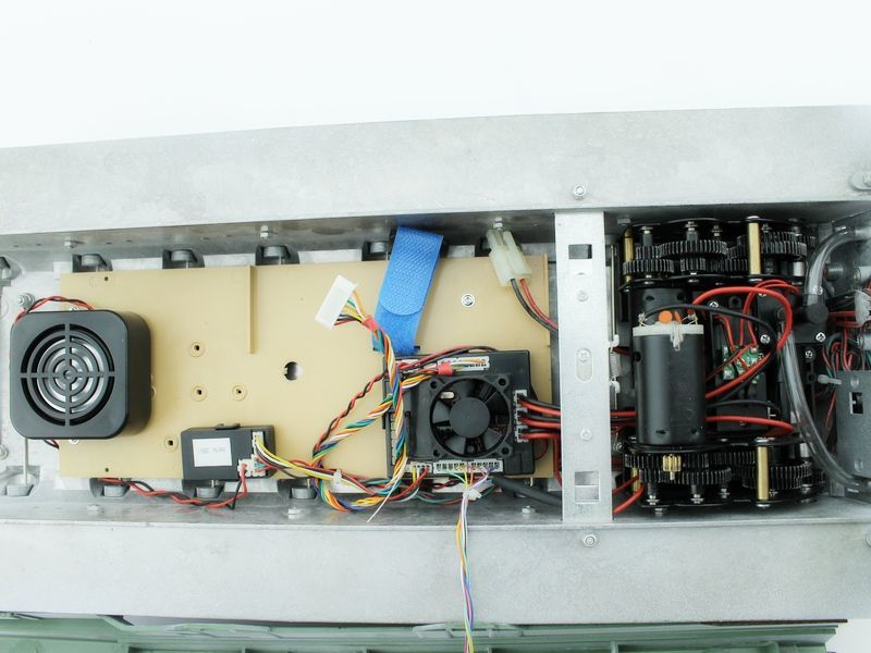 Радиоуправляемый танк Taigen 1/16 Leopard 2 A6 (Германия) (для ИК танкового боя) UN 2.4G RTR, деревянная коробка