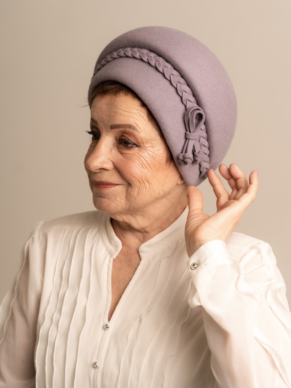 Берет шерстяной, теплый, закрывает уши