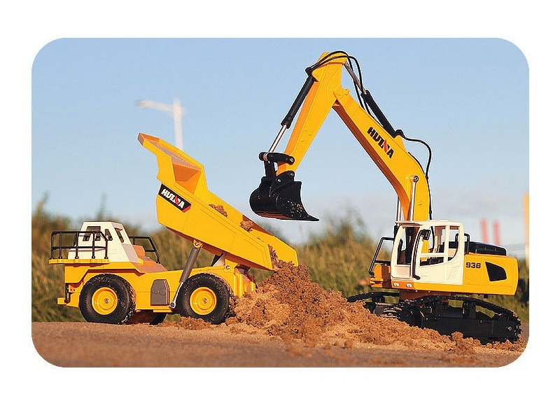 Радиоуправляемый карьерный самосвал HUI NA TOYS 2.4G 6CH (дальность 8 м) 1/24 RTR