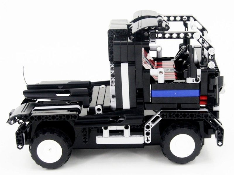 Р/У конструктор Qihui Mechanical Master 2 в 1 Тягач и Спорткар (486 деталей)