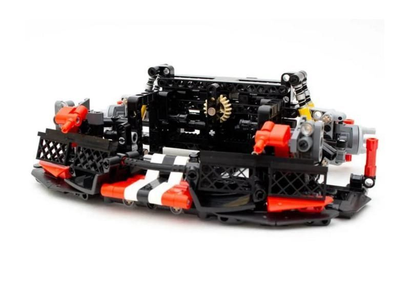 Радиоуправляемый конструктор CaDA MASTER споркар Italian Super Car, красный 1/8 (3187 деталей)