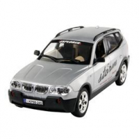 Р/У машина BMW X5 1:18 cвет, сигнализация