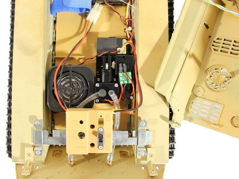 Р/У танк Torro King Tiger (башня Henschel) 1/16 2.4G, ИК-пушка, деревянная коробка