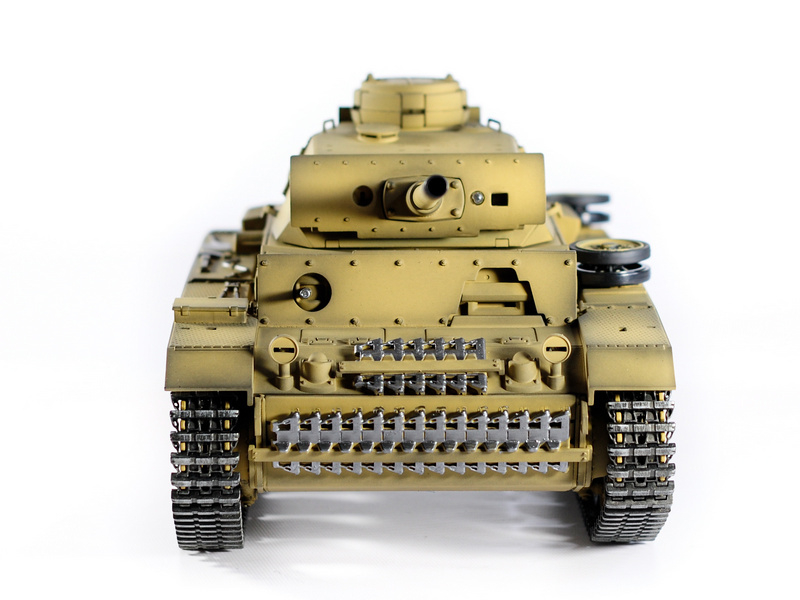 Р/У танк Taigen 1/16 Panzerkampfwagen III (Германия) дым, свет V3 2.4G RTR пустыня Р/У танк Taigen 1/16 Panzerkampfwagen III (Германия) дым, свет V3 2.4G RTR пустыня