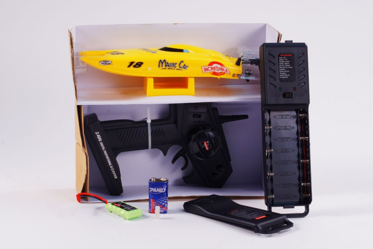 Р/У катер Joysway Magic cat V3 2.4G