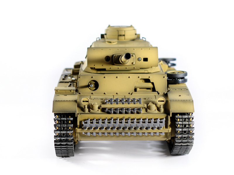 Р/У танк Taigen 1/16 Panzerkampfwagen III (Германия) дым, свет (для ИК боя) V3 2.4G RTR пустыня Р/У танк Taigen 1/16 Panzerkampfwagen III (Германия) дым, свет (для ИК боя) V3 2.4G RTR пустыня