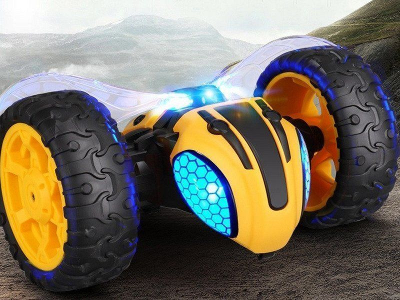 Радиоуправляемая машинка-перевертыш ZhengGuang Lightning Bee 2.4G 1/8 RTR + Ni-Cd и З/У