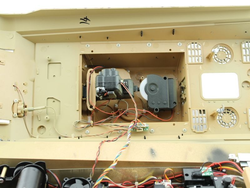 Р/У танк Torro Jagdtiger (Metal Edition) 1/16 2.4G, ИК-пушка, деревянная коробка