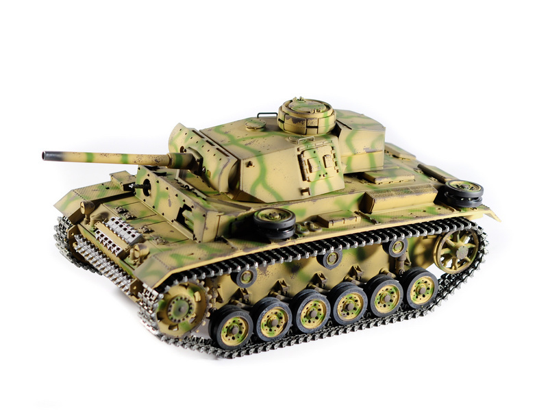Р/У танк Taigen 1/16 Panzerkampfwagen III (Германия) дым, свет V3 2.4G RTR камуфляж Р/У танк Taigen 1/16 Panzerkampfwagen III (Германия) дым, свет V3 2.4G RTR камуфляж