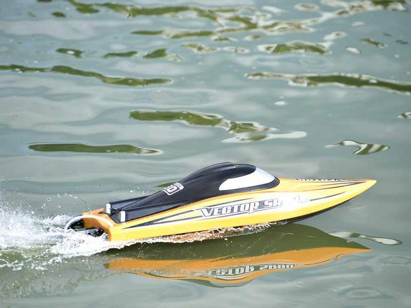 Радиоуправляемый катер Volantex RC Vector SR80 PRO Brushless 2.4G ARTR Радиоуправляемый катер Volantex RC Vector SR80 PRO Brushless 2.4G ARTR