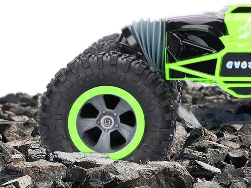 Радиоуправляемая машинка-перевертыш Hyper 2.4G 1/16 RTR (зеленая) + Ni-Cd и З/У