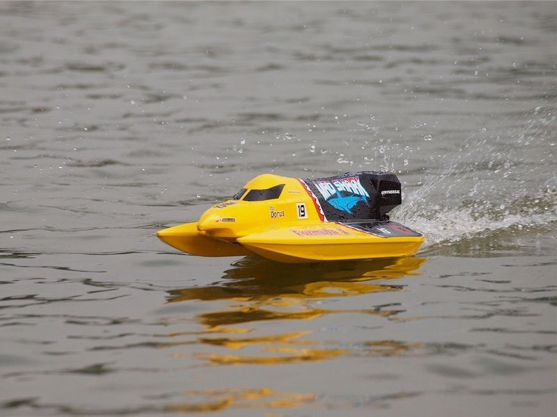 Р/У катер Joysway Mad Shark brushed 2.4G RTR