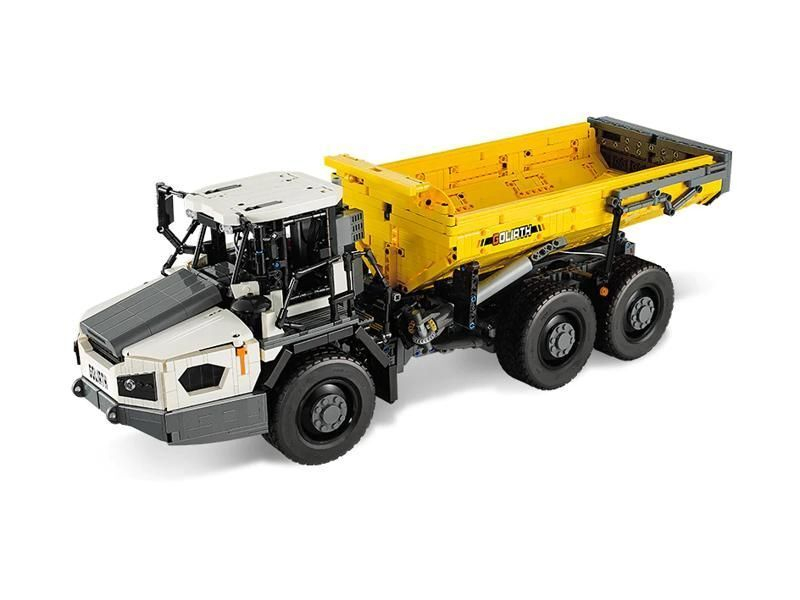 Радиоуправляемый конструктор CaDA MASTER самосвал Голиаф 1/17 (3067 деталей)