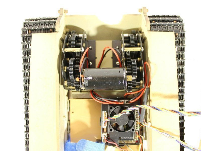 Р/У танк Torro King Tiger (башня Henschel) 1/16 2.4G, ИК-пушка, деревянная коробка