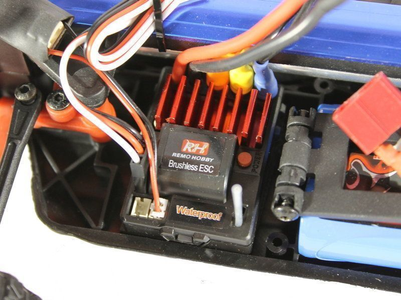 Радиоуправляемый шорт-корс Remo Hobby Rocket Brushless UPGRADE V2.0 (красный) 4WD 2.4G 1/16 RTR