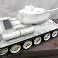 Р/У танк Taigen 1/16 T34-85 (СССР) (для ИК танкового боя) 2.4G (зимний)