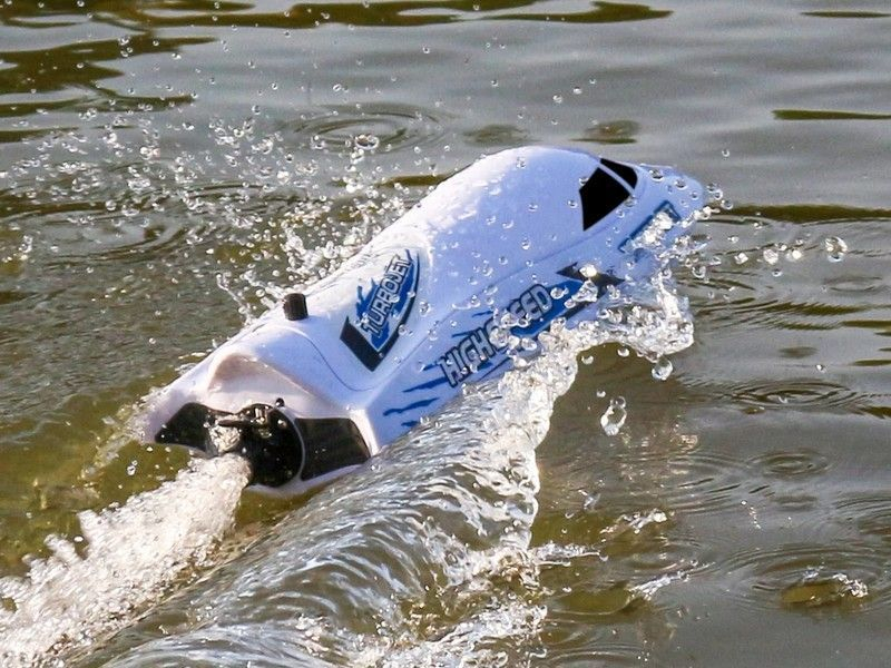 Радиоуправляемый скоростной катер Flytec V008 с водомётом 2.4G RTR