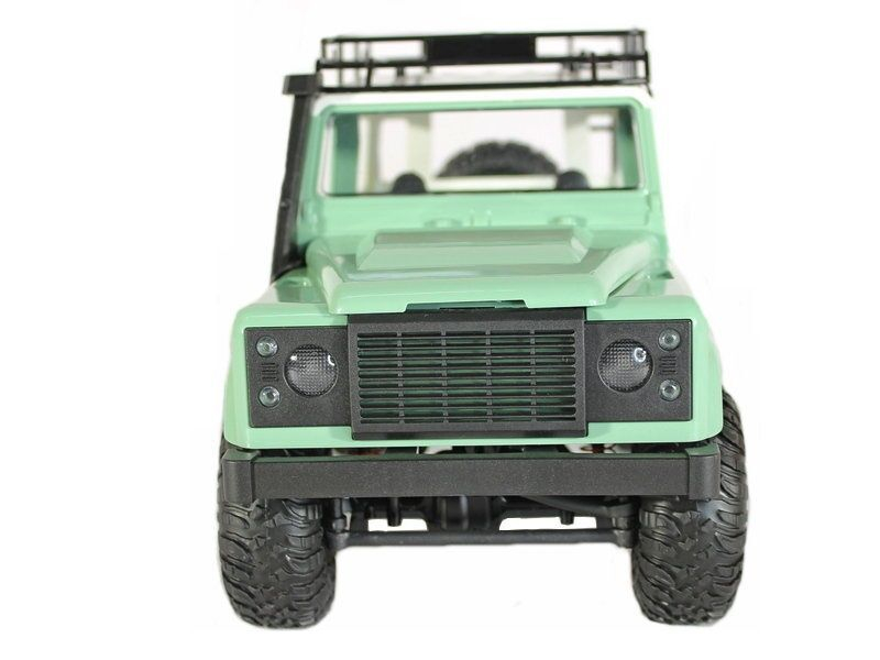 Радиоуправляемая машина MN MODEL английский внедорожник Defender (зеленый) 4WD 2.4G 1/12 RTR
