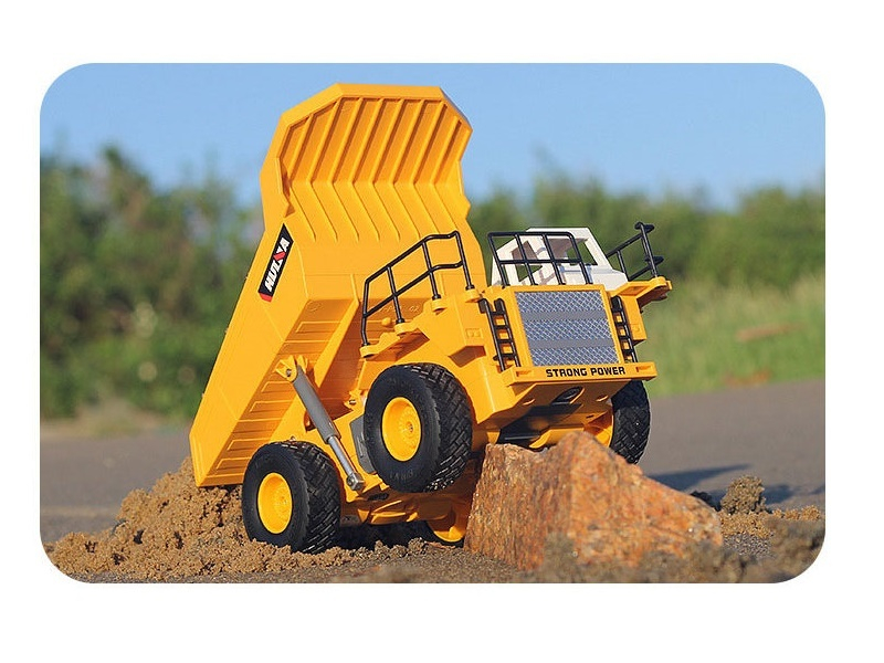 Радиоуправляемый карьерный самосвал HUI NA TOYS 2.4G 6CH (дальность 8 м) 1/24 RTR