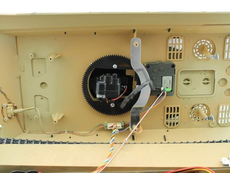 Р/У танк Torro King Tiger (башня Henschel) 1/16 2.4G, ВВ-пушка, деревянная коробка