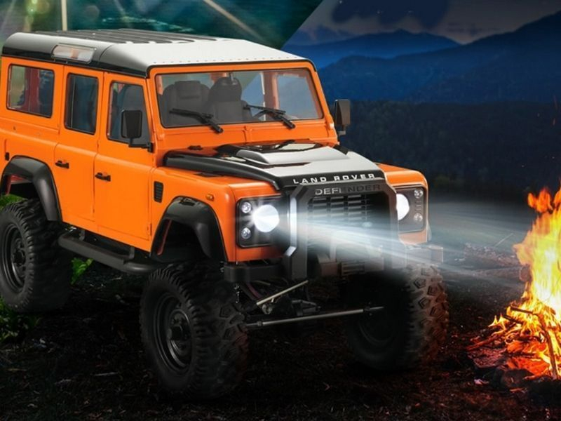 Радиоуправляемая машина Double Eagle Land Rover Defender 1:8 4WD 2.4G