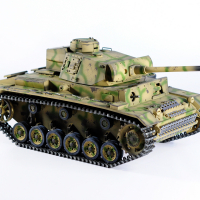 Р/У танк Taigen 1/16 Panzerkampfwagen III (Германия) дым, свет V3 2.4G RTR камуфляж