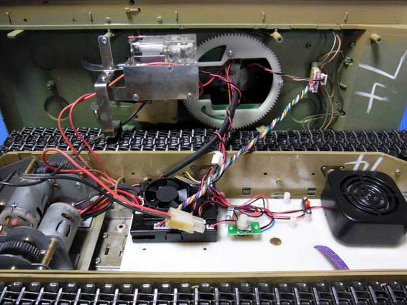 P/У танк Torro KV-2 1/16 2.4G, зеленый, ВВ-пушка