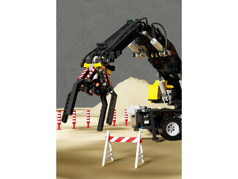 Радиоуправляемый конструктор RCM лесо-погрузчик (2068 деталей)