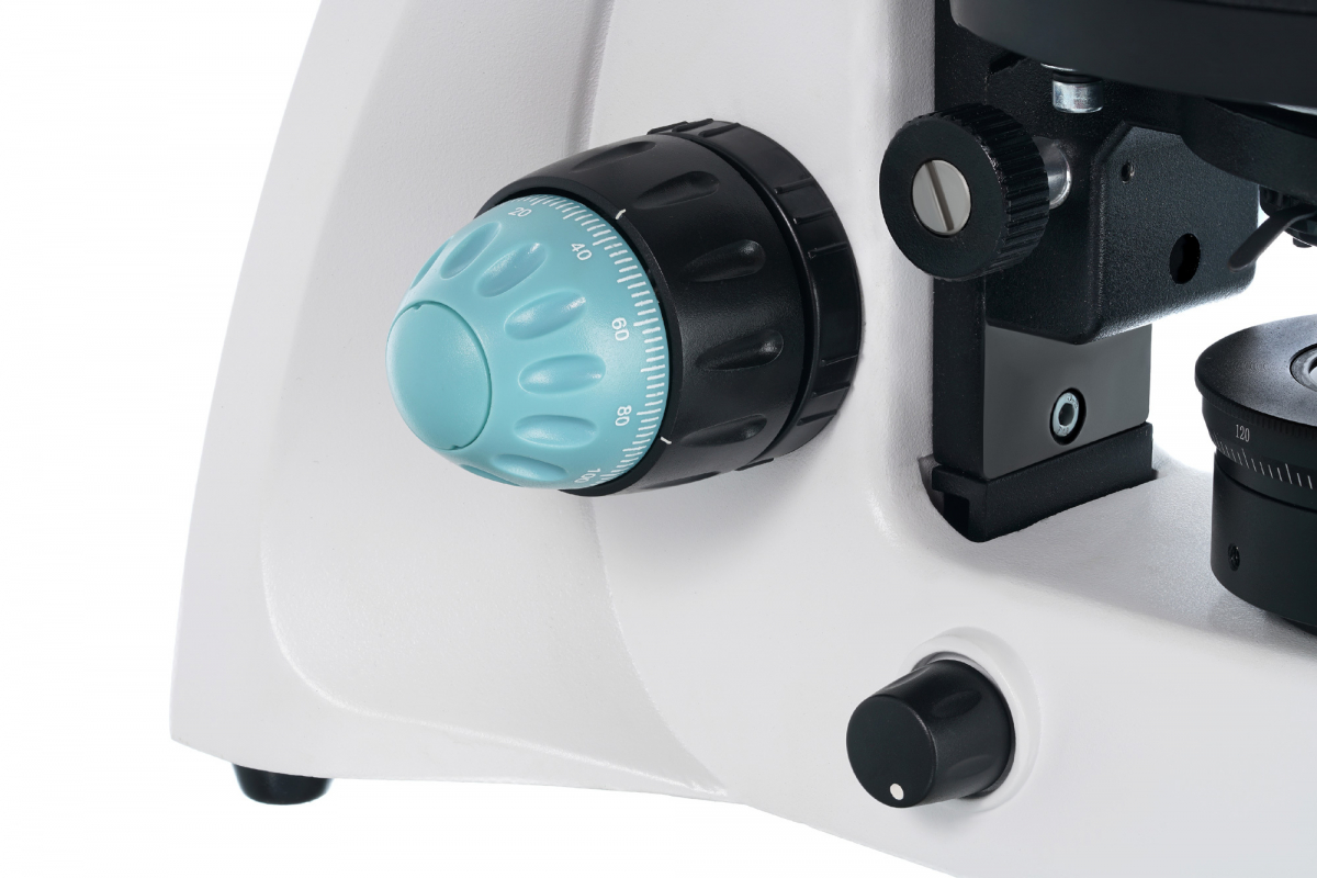 Микроскоп поляризационный Levenhuk 500T POL, тринокулярный