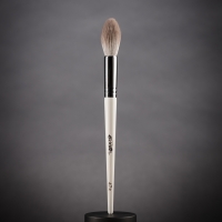 Кисть №47R из ворса растительной синтетики.