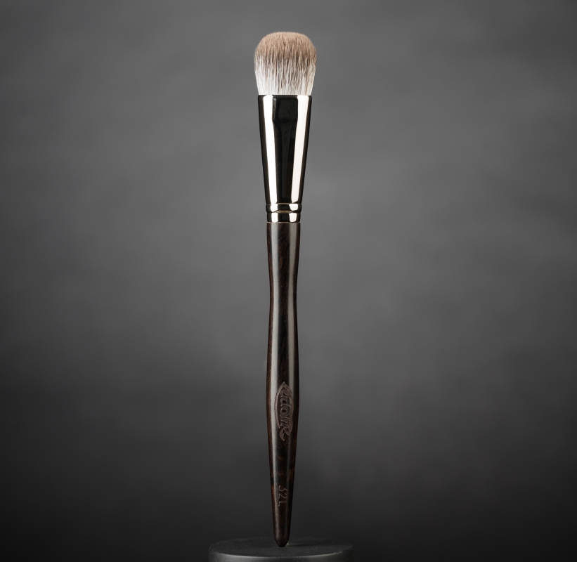 Кисть №32L из ворса полярной лисы