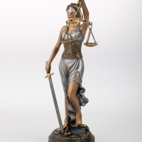 Статуэтка "Вернисаж истории", Греческая богиня Фемида со змеей, ПС, Патина Вернисаж, 28 см
